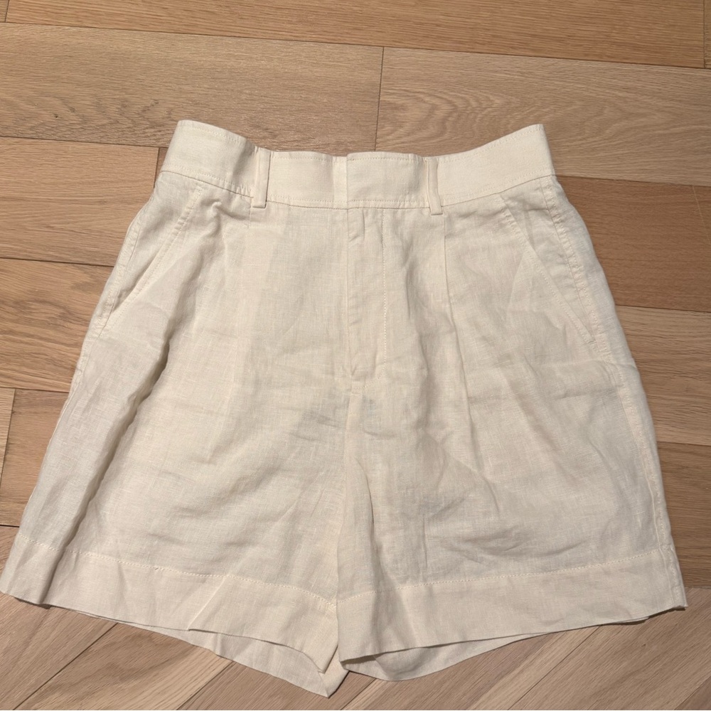 Everlane linen shorts